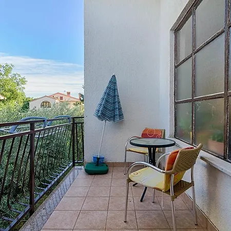 Ana Apartment *